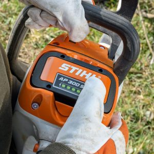 STIHL MSA 220 Anwendung 3