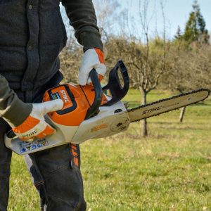 STIHL MSA 220 Anwendung 4