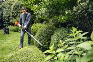 STIHL KM 131 R Kombimotor Anwendung 3